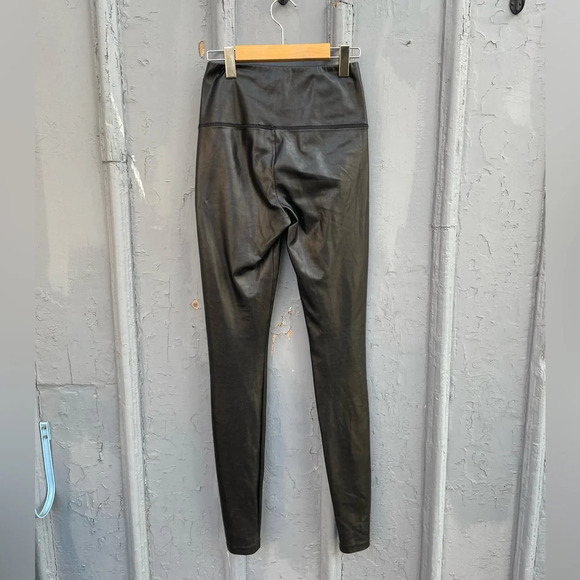 Wilfred Rebelle  Faux Leather Pant/Legging Black size Small - Picture 4 of 13